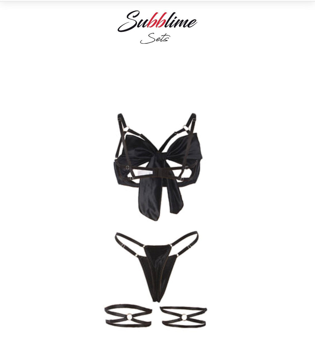 Conjunto Lingerie Preta Cetim com Laço e Liga